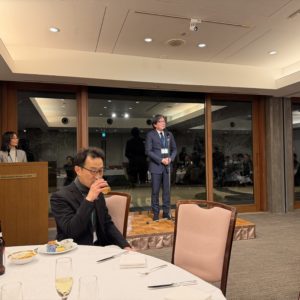 新年会等に出席